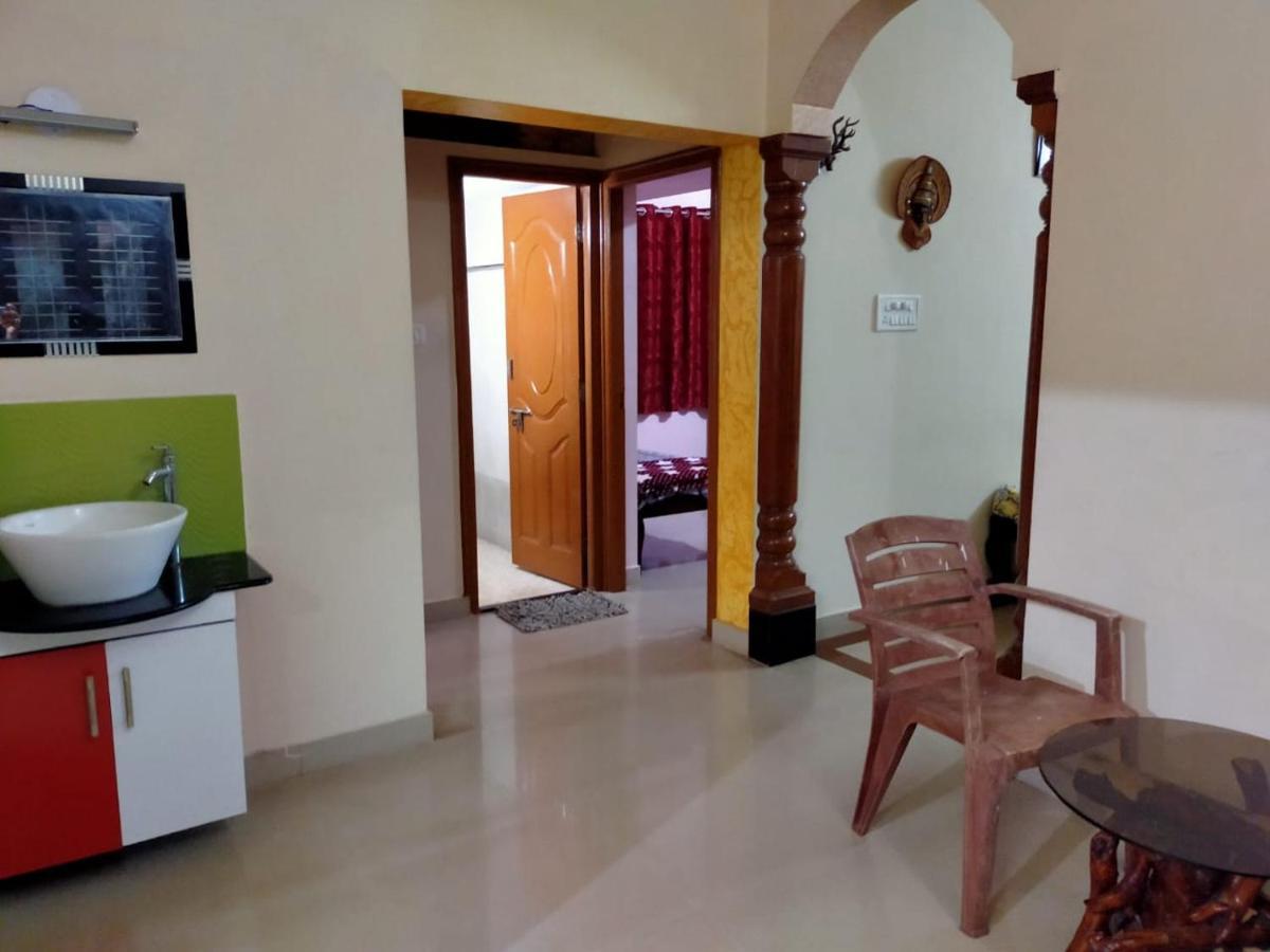 מניפלה Maanyatha Home Stay מראה חיצוני תמונה