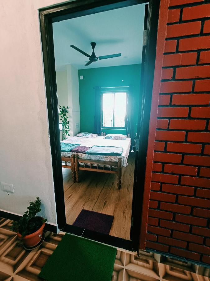 מניפלה Maanyatha Home Stay מראה חיצוני תמונה
