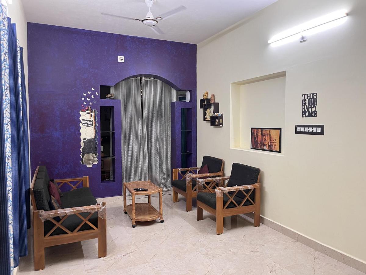מניפלה Maanyatha Home Stay מראה חיצוני תמונה